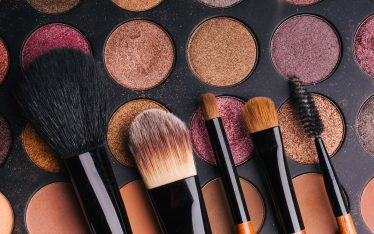 Абитуриентски балове 2026 – грим, прическа и увереност